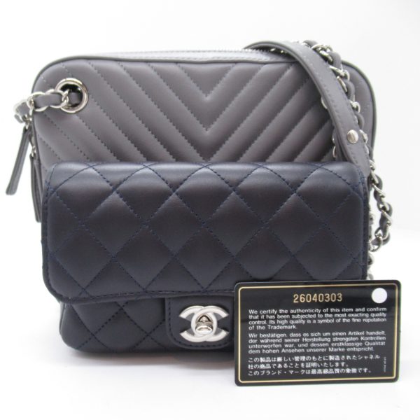 2101218092516 3 Chanel Matelasse V Stitch Shoulder Bag Black Blue