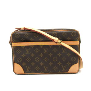 2101218100556 1 Louis Vuitton Porte Document Voyage Briefcase Monogram Brown