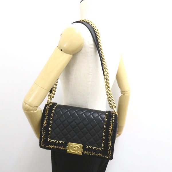 2101218100945 5 Chanel Boy Chain Shoulder Bag Lambskin Black