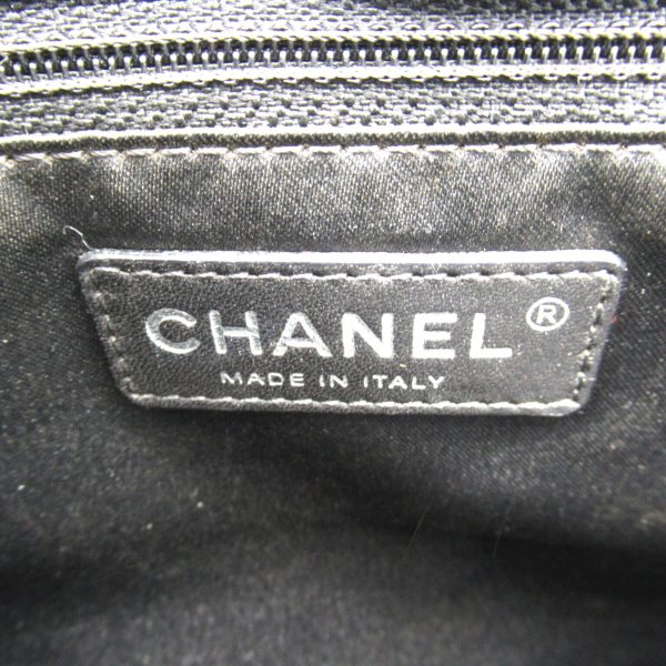 2101218100983 7 Chanel GST Tote Bag Caviar Skin Black