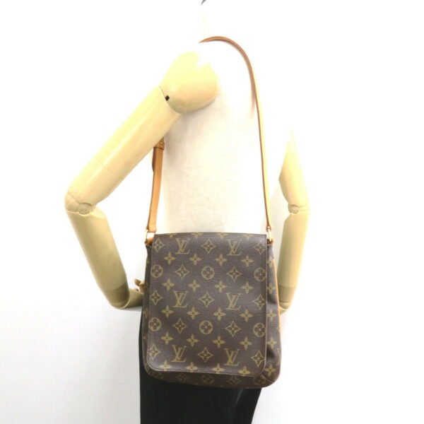 2101218104813 5 Louis Vuitton Musette Salsa Short Shoulder Bag Monogram Brown