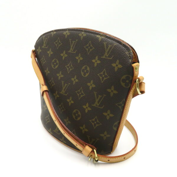 2101218105582 3 Louis Vuitton Drouot Shoulder Bag Monogram Brown