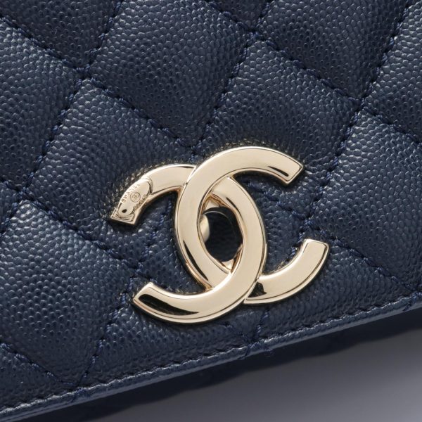 2101218119367 5 Chanel Coco Handle 29 Top Handle Flap Bag Blue