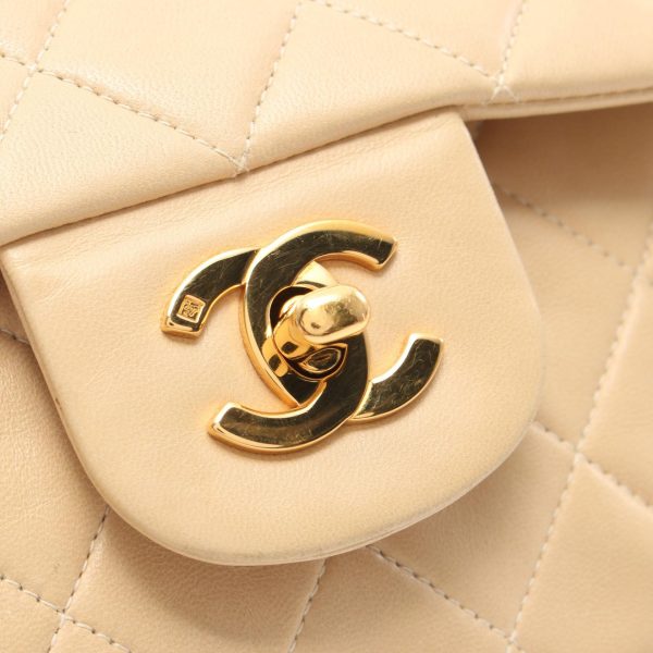 2101218141993 8 Chanel Matelasse W Flap Shoulder Bag Beige