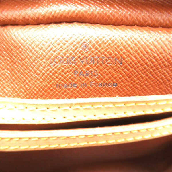 2101218142723 8 Louis Vuitton Blois Shoulder Bag Monogram Brown