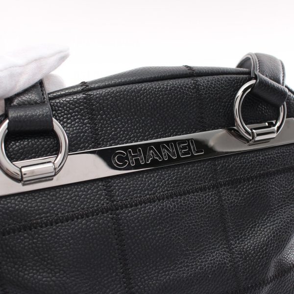 2101218155266 8 Chanel Chocolate Bar Shoulder Bag Caviar Black