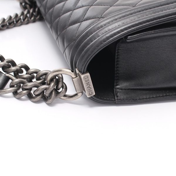 2101218156256 6 Chanel Boy Shoulder Bag Lambskin Black