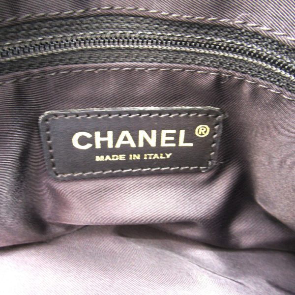 2101218166651 7 Chanel Line Tote MM Black