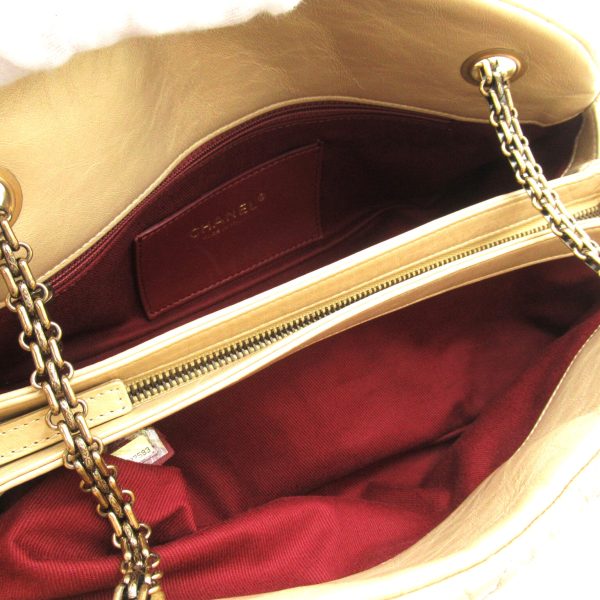 2101218167764 7 Chanel Mademoiselle Chain Shoulder Bag