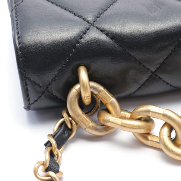 2101218192490 6 Chanel Matelasse Shoulder Bag Black