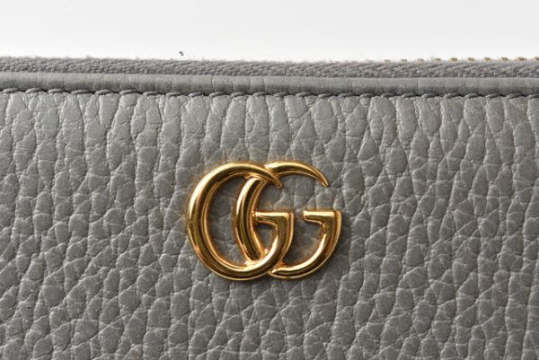 210128 02 g 3 Gucci Wallet Petit Marmont Black