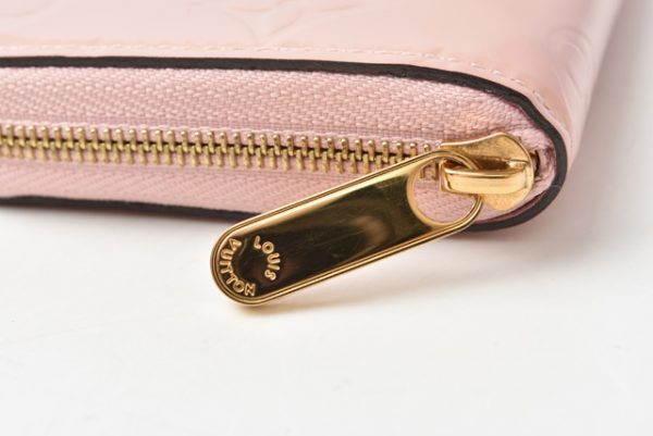 210128 04 lv 4 Louis Vuitton Zippy Coin Card Case Vernis Rose Ballerine