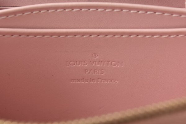 210128 04 lv 6 Louis Vuitton Zippy Coin Vernis Rose Ballerine