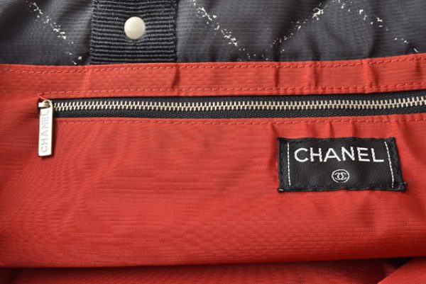 210128 20 ch 9 Chanel Tote Bag MM Line Nylon Black Red