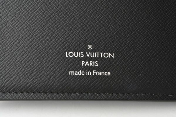 210128 21 lv 7 Louis Vuitton Folding Wallet Amerigo Damier Graphite Black