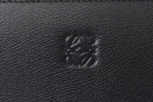 210225 04 lo 3 Loewe Amazona Long Wallet Calfskin Black