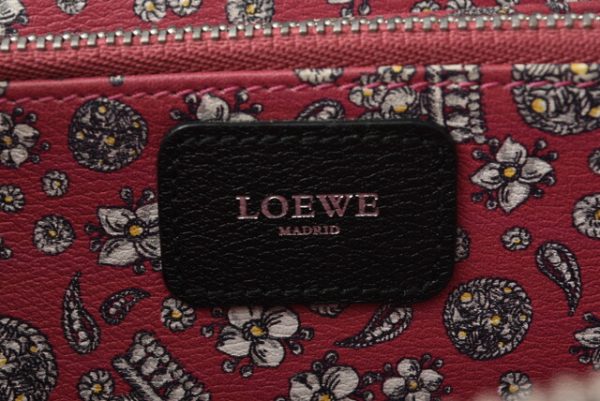 210225 04 lo 8 Loewe Amazona Long Wallet Calfskin Black