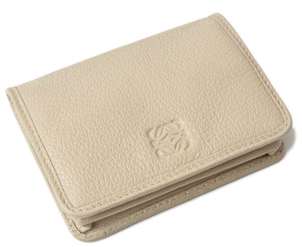 210225 18 lo 1 Loewe Amazona Mini Wallet Goatskin Beige Wine