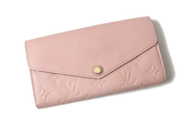 210225 19 lv 2 Louis Vuitton Portefeuille Sara Empreinte Rose Poudre Pink