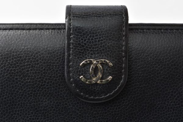 210225 37 lv 3 CHANEL Long Wallet Boy Chanel Khaki