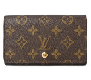 210225 43 lv 1 Celine Wallet Black