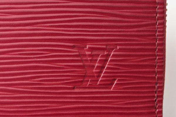 210225 64 lv 3 Louis Vuitton Zippy Wallet Long Epi Fuchsia