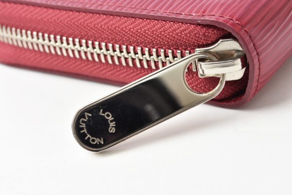 210225 64 lv 4 Louis Vuitton Zippy Wallet Long Epi Fuchsia