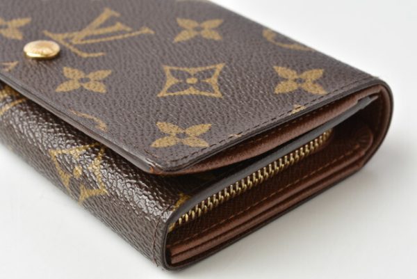 210328 26 lv 4 Louis Vuitton Wallet Portefeuille Tresor Monogram