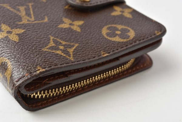 210328 29 lv 6 Louis Vuitton Folding Wallet Zip Monogram