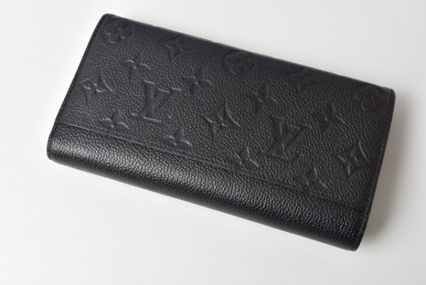 210328 38 lv 4 Louis Vuitton Portefeuille Sarah Monogram Empreinte Noir Black