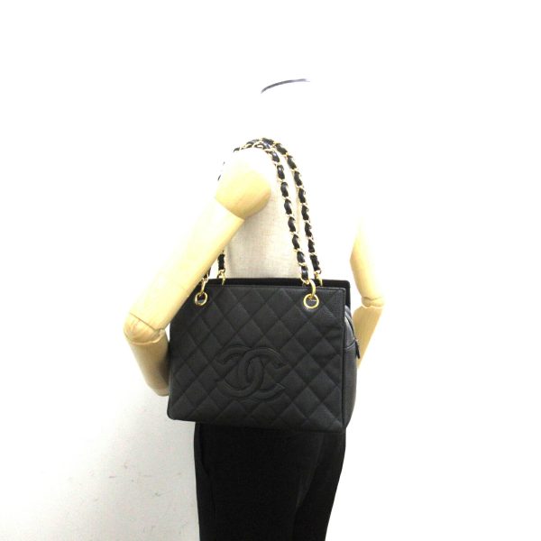 2104102259842 6 Chanel Matelasse Chain Tote Caviar Skin Black