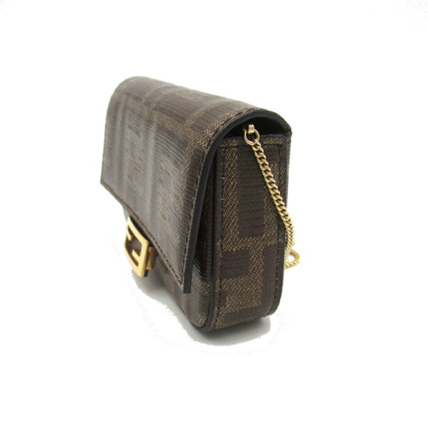 2104102281836 3 Fendi Zucca Pattern Shoulder Pouch Brown