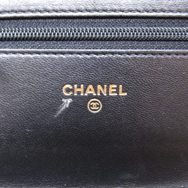 2104102286572 3 Chanel Camellia Chain Wallet Shoulder Bag Black