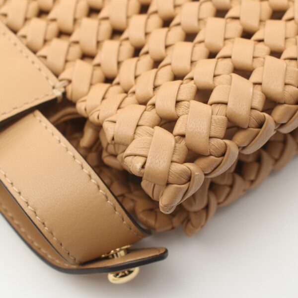 2104102293259 6 Fendi Peekaboo Regular Selleria Handbag Beige