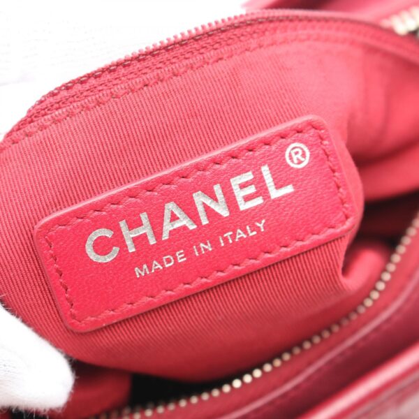 2104102297301 4 Chanel Gabriel de Chanel Small Aged Calfskin Hobo Bag Red