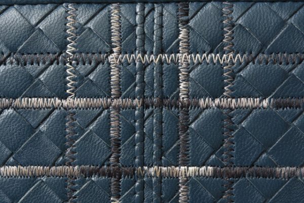 210427 03 bv 4 Bottega Veneta Long Wallet Intrecciato Blue