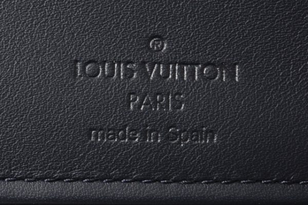 210427 13 lv 6 Louis Vuitton Zippy Wallet Damier Infini Blue