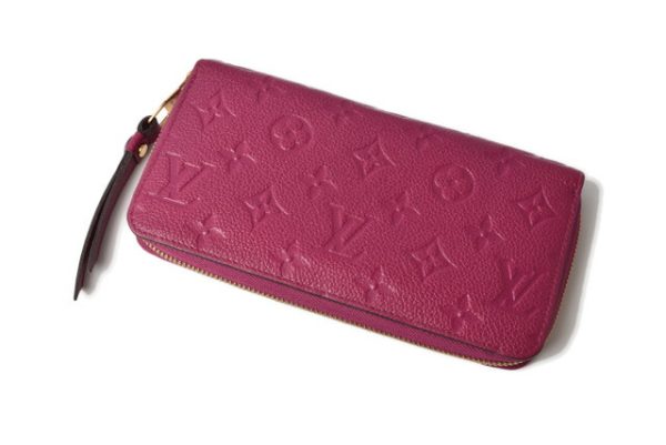 210427 48 lv 2 Louis Vuitton Zippy Wallet Long Monogram Empreinte Aurore