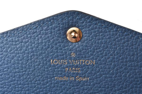 210427 59 lv 8 Louis Vuitton Sara Wallet Long Monogram Empreinte Denim