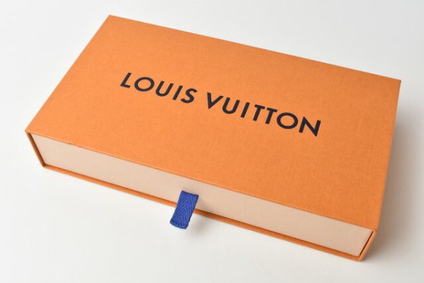 210625 to 12 lv 11 Louis Vuitton Long Wallet Portefeuil Comet Parnasea Magnolia