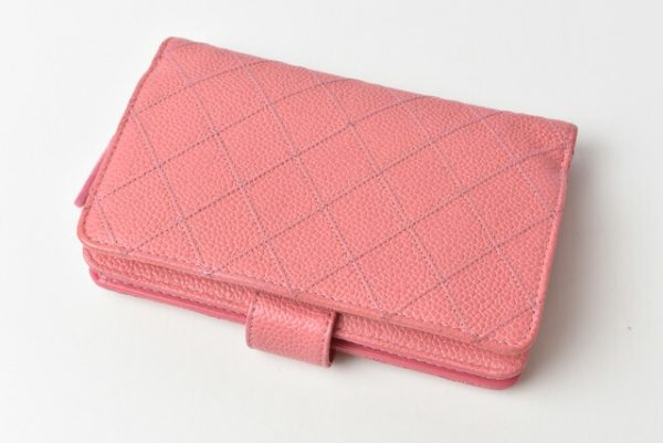 210625 to 28 ch 3 CHANEL 2 FWallet Quilted Stitch Rose