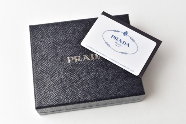 210625 to 3 p 10 Prada Mini Wallet Folding Saffiano Petalo Pink