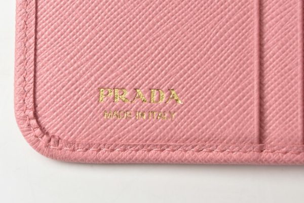 210625 to 3 p 9 Prada Folding Wallet Saffiano Petalo