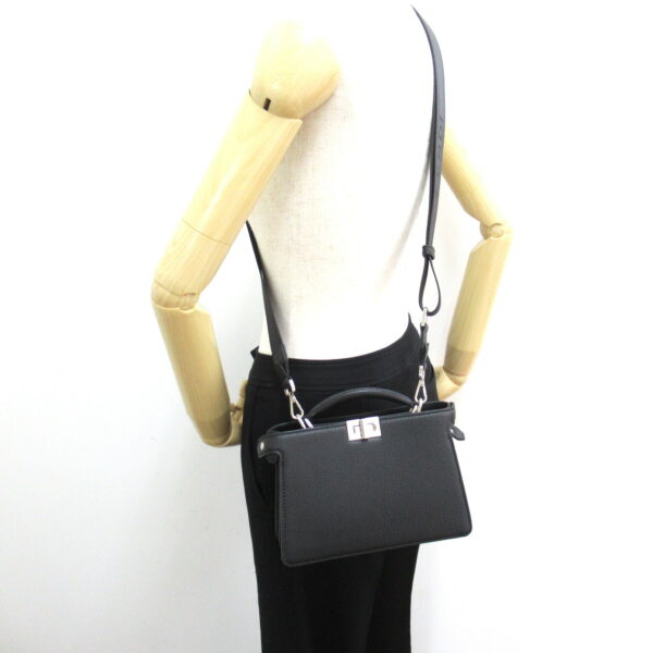 2106800527643 5 Fendi Peekaboo Ic You Small 2Way Shoulder Bag Black