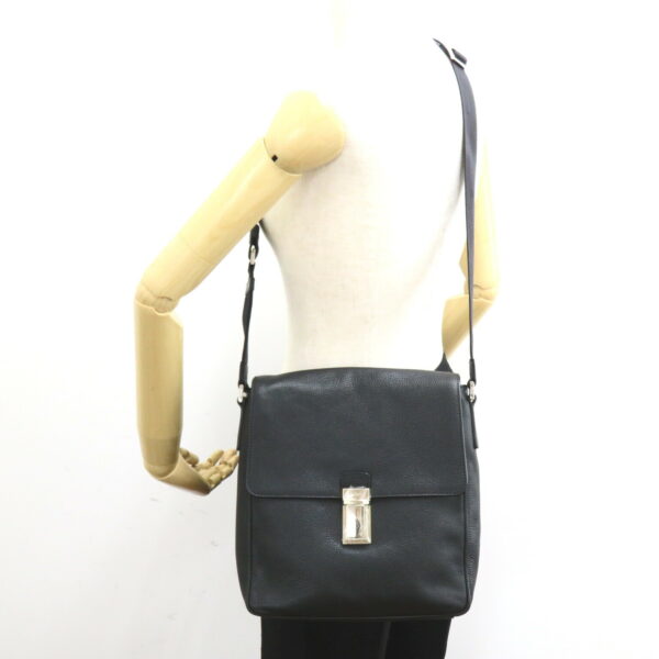 2106800530094 5 Prada Shoulder Bag Black