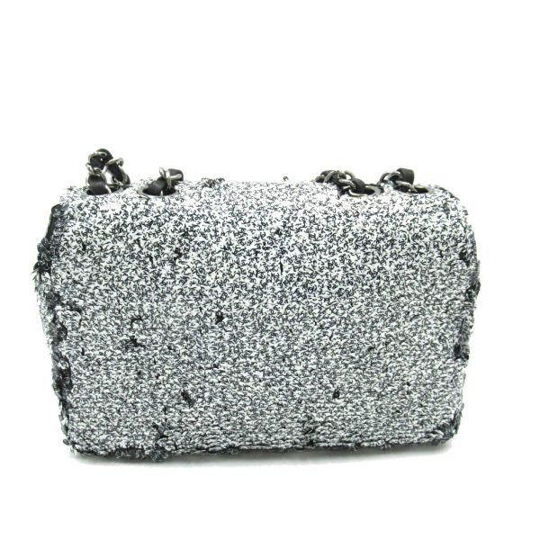 2106800531213 2 Chanel Sequin Chain Shoulder Bag White Black