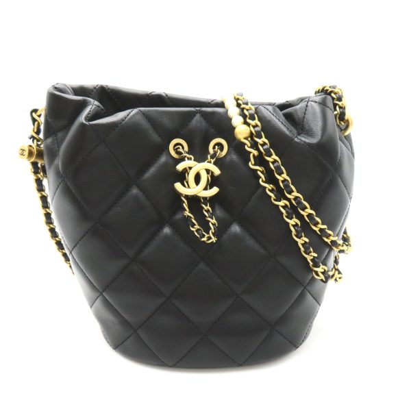 2106800545227 1 Chanel Drawstring Bag Lambskin Black