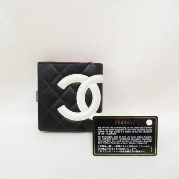 2107600983431 2 Chanel Cambon Line Wallet Black White