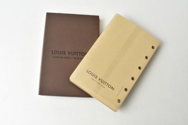 210907 106 19 lv 7 Louis Vuitton Agenda PM Monogram Mini Cherry Notebook