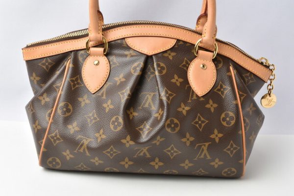 211109 796 7 lv 5 Louis Vuitton Tivoli PM Monogram Tote Bag